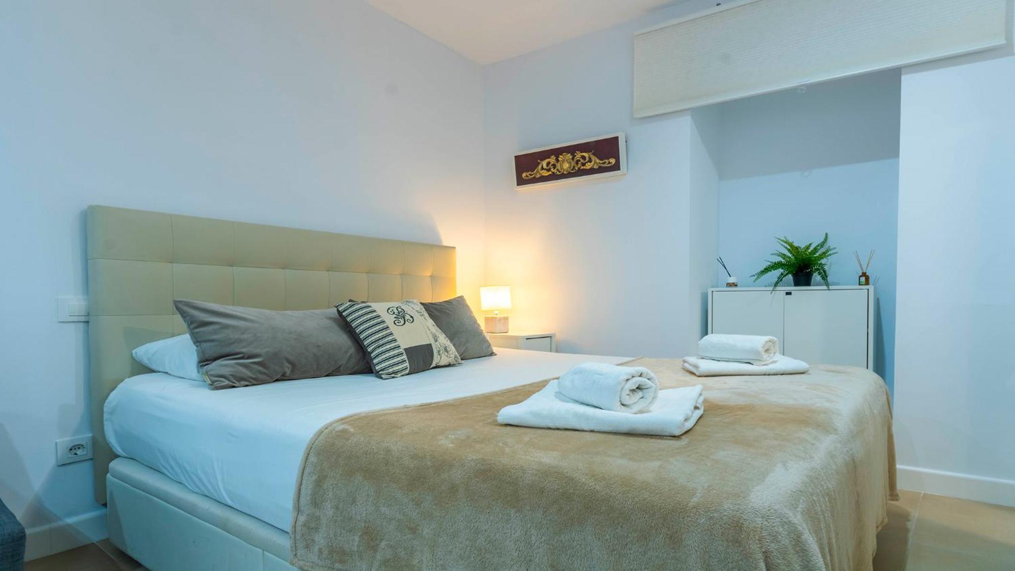 Natural Suite Sevilla Center ภายนอก รูปภาพ